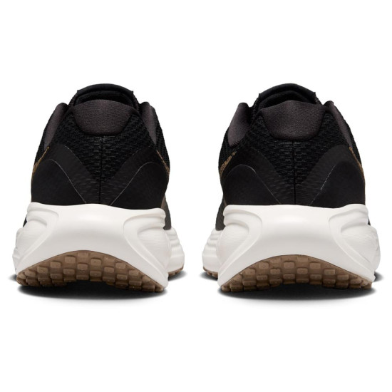 Nike Revolution 8
